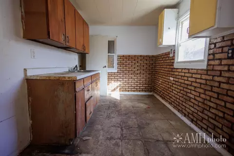 Kitchen - 762 N Webster Cir, Kankakee, IL 60901 photo 1 of 3