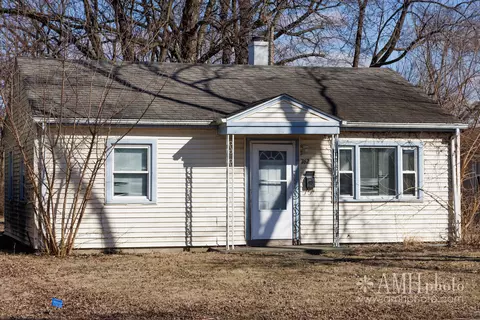 Exterior - 762 N Webster Cir, Kankakee, IL 60901 photo 2 of 12