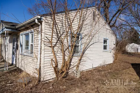 Exterior - 762 N Webster Cir, Kankakee, IL 60901 photo 7 of 12