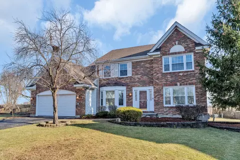 6063 Morningside Ct, Gurnee, IL 60031