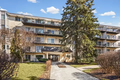 8620 Waukegan Rd #408, Morton Grove, IL 60053