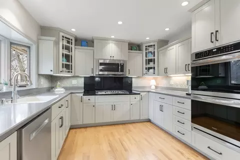 Kitchen - Undisclosed, Wheaton, IL 60189 photo 3 of 3
