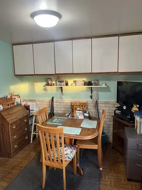 Dining - 1792 Williamsburg Dr, Hoffman Estates, IL 60169 photo 2 of 2