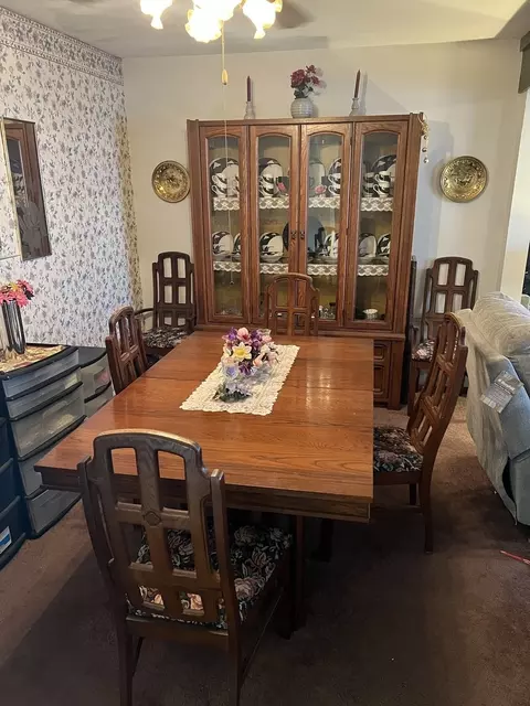 Dining - 1792 Williamsburg Dr, Hoffman Estates, IL 60169 photo 1 of 2