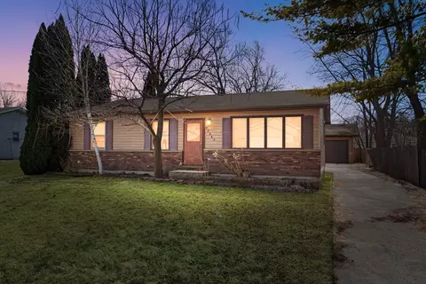 10435 W Chaplin Ave, Beach Park, IL 60099