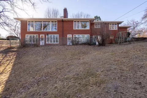 Exterior - 3108 26th St, Moline, IL 61265 photo 5 of 7