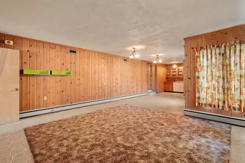 Living - 3108 26th St, Moline, IL 61265 photo 8 of 9