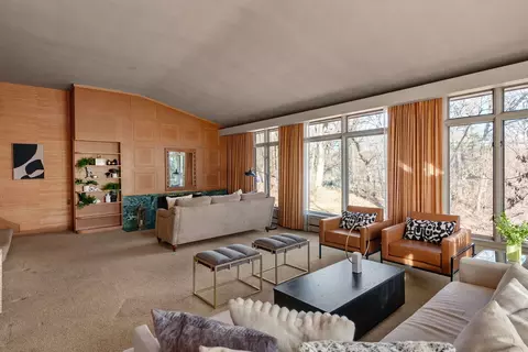 Living - 3108 26th St, Moline, IL 61265 photo 5 of 9