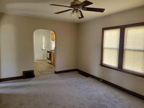 Living - 3607 26th St, Moline, IL 61265 photo 1 of 2