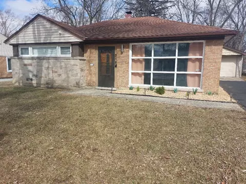 318 Minocqua St, Park Forest, IL 60466