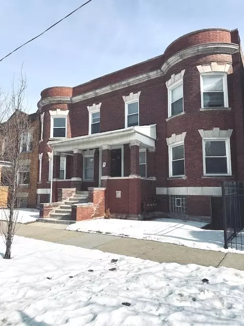7033 S Vernon Ave, Chicago, IL 60637