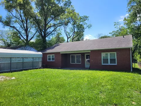 921 Airport Rd, Mount Vernon, IL 62864