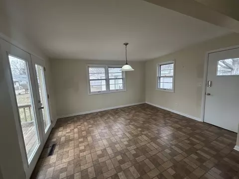 5108 Home Ave, Mchenry, IL 60050 photo 13