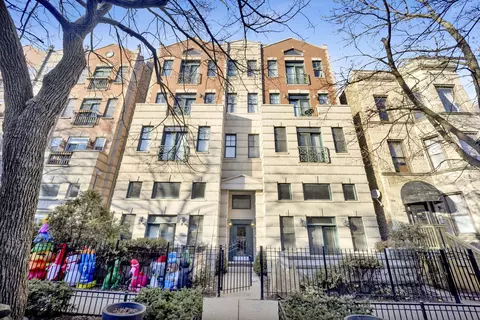 856 W Buckingham Pl #3SW, Chicago, IL 60657