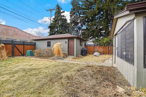 Exterior - 9031 Fairview Ave, Brookfield, IL 60513 photo 5 of 10