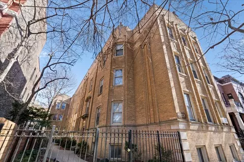 2231 N Bissell St #1E, Chicago, IL 60614