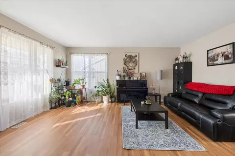 Living - 821 Red Barn Ln, Elgin, IL 60124 photo 2 of 4