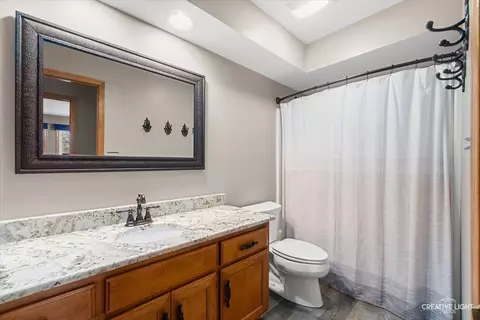 Bath - 2019 Gleneagle Dr, Plainfield, IL 60586 photo 4 of 4