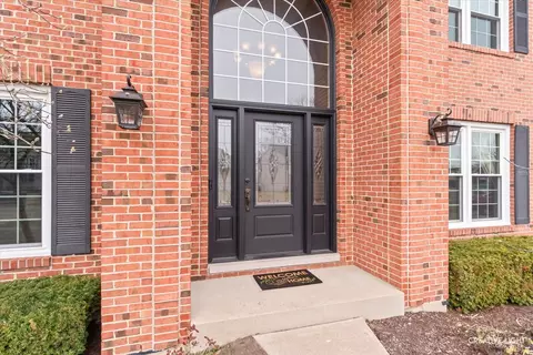 Entry Way - 2019 Gleneagle Dr, Plainfield, IL 60586 photo 1 of 3