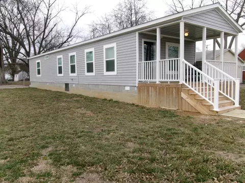 205 207 5th St, Carmi, IL 62821 photo 7