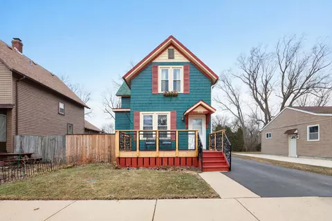 400 Marguerite St, Elgin, IL 60123