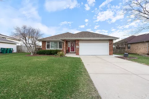 3410 Avondale Ln, New Lenox, IL 60451