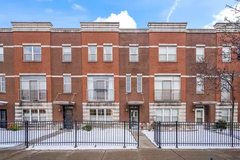 4519 W Irving Park Rd, Chicago, IL 60641