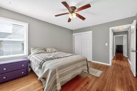 Bedroom - 720 E Harrison Ave, Wheaton, IL 60187 photo 3 of 3
