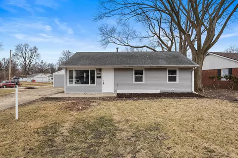 1501 Holly Hill Dr, Champaign, IL 61821