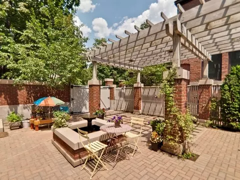 Exterior - 1201 E 56th St, Chicago, IL 60637 photo 7 of 8