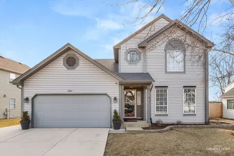 1221 Longford Cir, Elgin, IL 60120