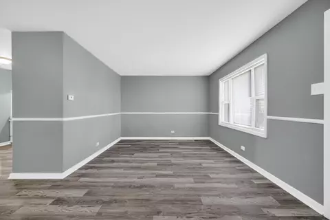 Living - 911 E 76th St, Chicago, IL 60619 photo 3 of 4
