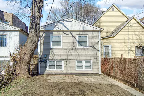 Exterior - 911 E 76th St, Chicago, IL 60619 photo 2 of 3