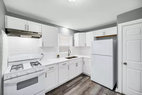 Kitchen - 911 E 76th St, Chicago, IL 60619 photo 2 of 2
