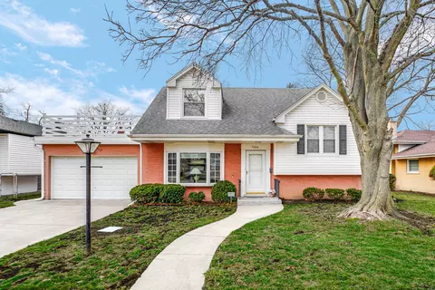 1604 S Greenwood Ave, Park Ridge, IL 60068