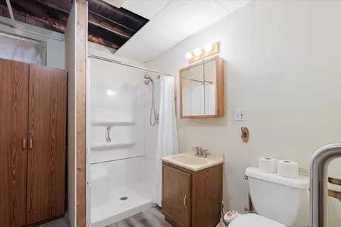 Bath - 321 E 2nd St, El Paso, IL 61738 photo 1 of 2