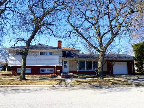 2900 W 100th Pl, Evergreen Park, IL 60805