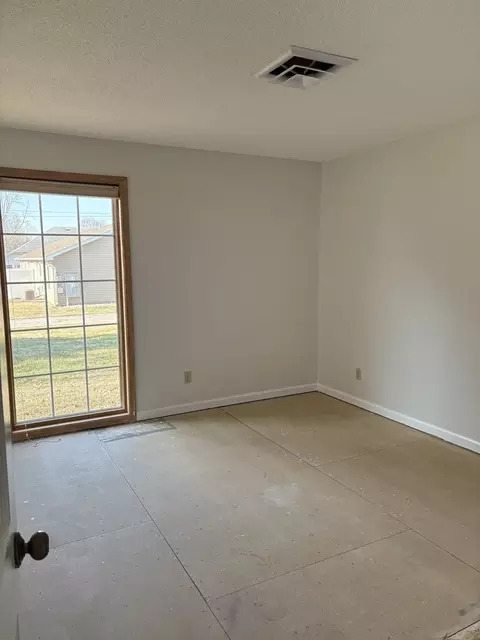 Bedroom - 707 E Boulevard St, Marion, IL 62959 photo 1 of 4