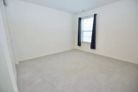 Bedroom - 1029 Draper Rd, Mchenry, IL 60050 photo 4 of 4
