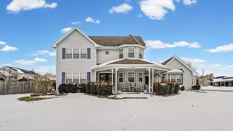 510 Winston Dr, Saint Joseph, IL 61873