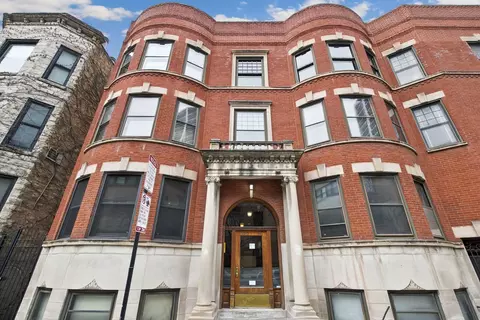 3172 N Cambridge Ave #1, Chicago, IL 60657