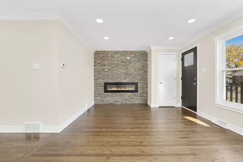 Living - 9240 S Normal Ave, Chicago, IL 60620 photo 2 of 5