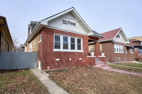 6430 N Maplewood St, Chicago, IL 60645