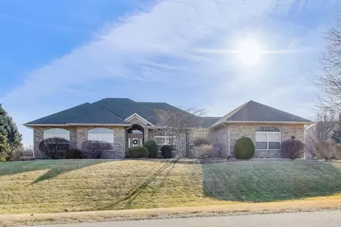 15 N866 Meadow Ct, Hampshire, IL 60140