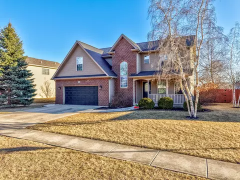 1239 Tower Dr, Ottawa, IL 61350 photo 2