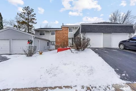 130 Jerome Ln, Bolingbrook, IL 60440