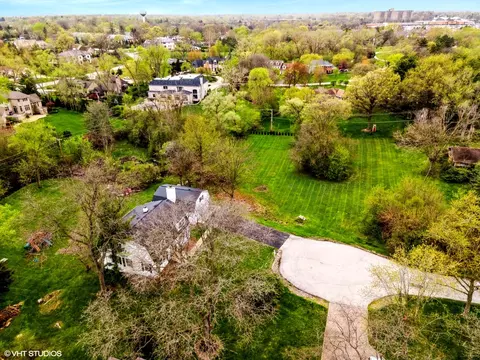 6420 Thurlow St, Willowbrook, IL 60527 photo 3