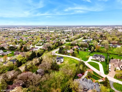 6420 Thurlow St, Willowbrook, IL 60527 photo 17