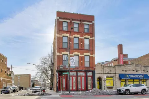 1329 W Chicago Ave #3, Chicago, IL 60642