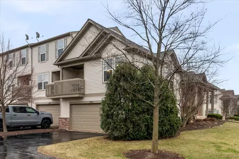 Exterior - 240 Devoe Dr, Oswego, IL 60543 photo 3 of 4